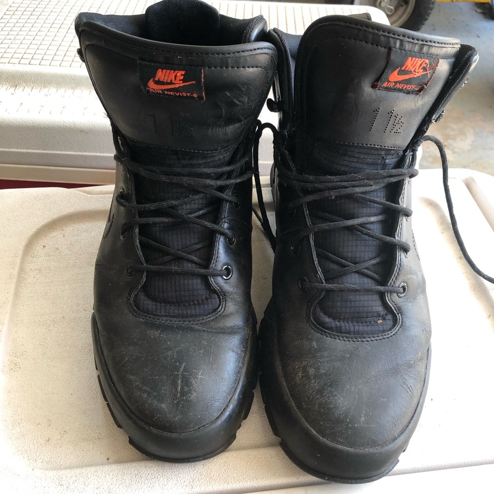 Vintage Nike ACG Black Leather Lace Up Mid Top Hiking Outdoor Boots Mens 11.5